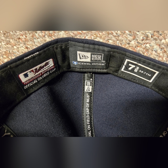 New Era Navy Blue NY Yankees Cap - Picture 7 of 7